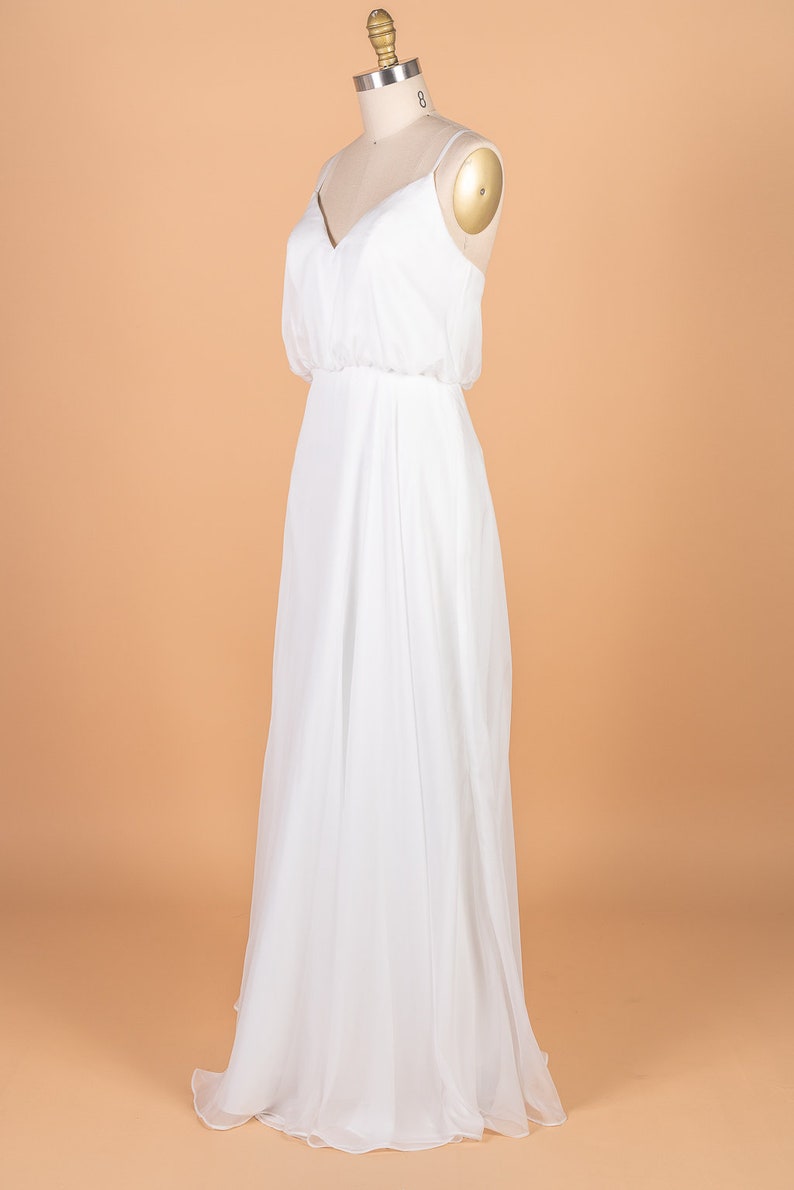 Elegant Spaghetti Straps V Neck Dark Green Chiffon Long Wedding Guest Dress Formal Bridal Dress
